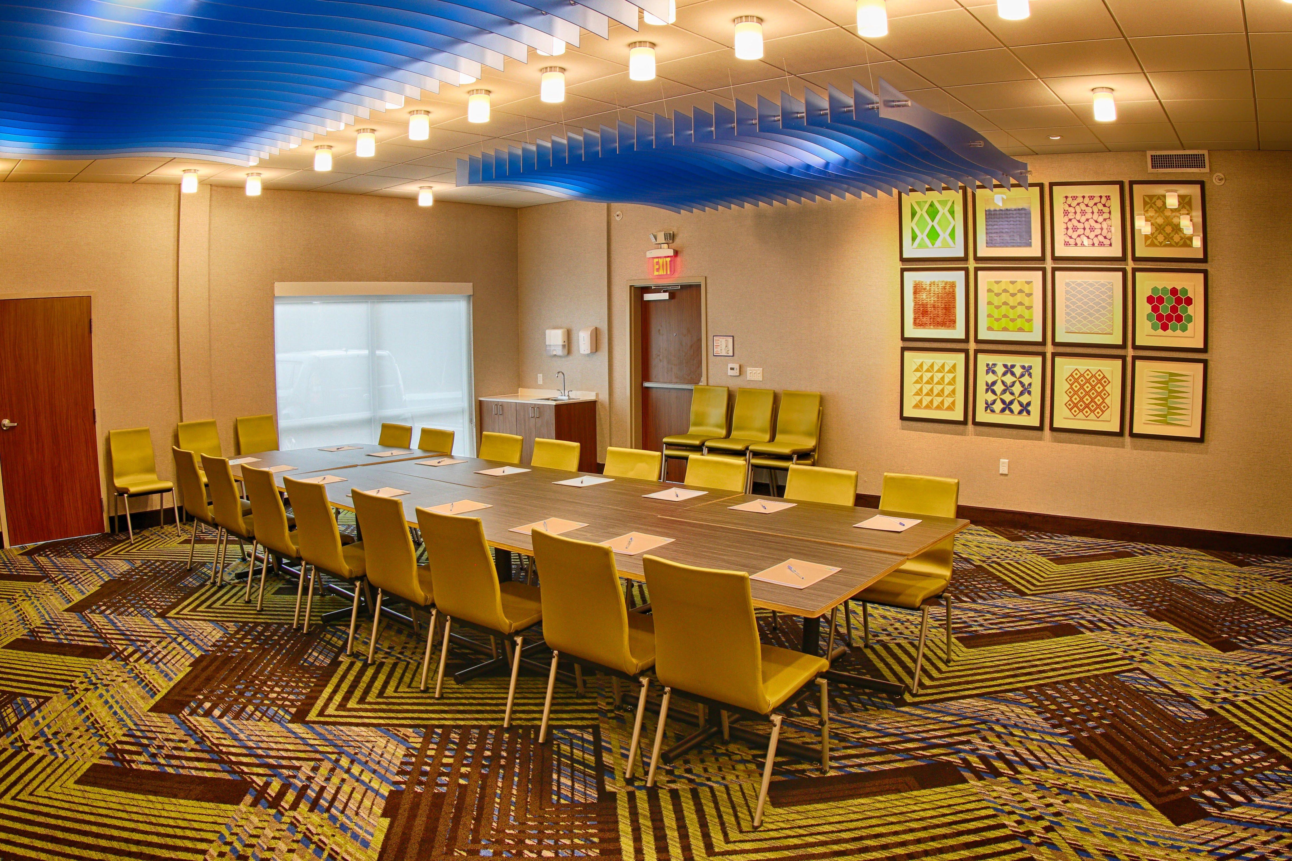 Holiday Inn Express & Suites - Detroit Northwest - Livonia By Ihg Zewnętrze zdjęcie