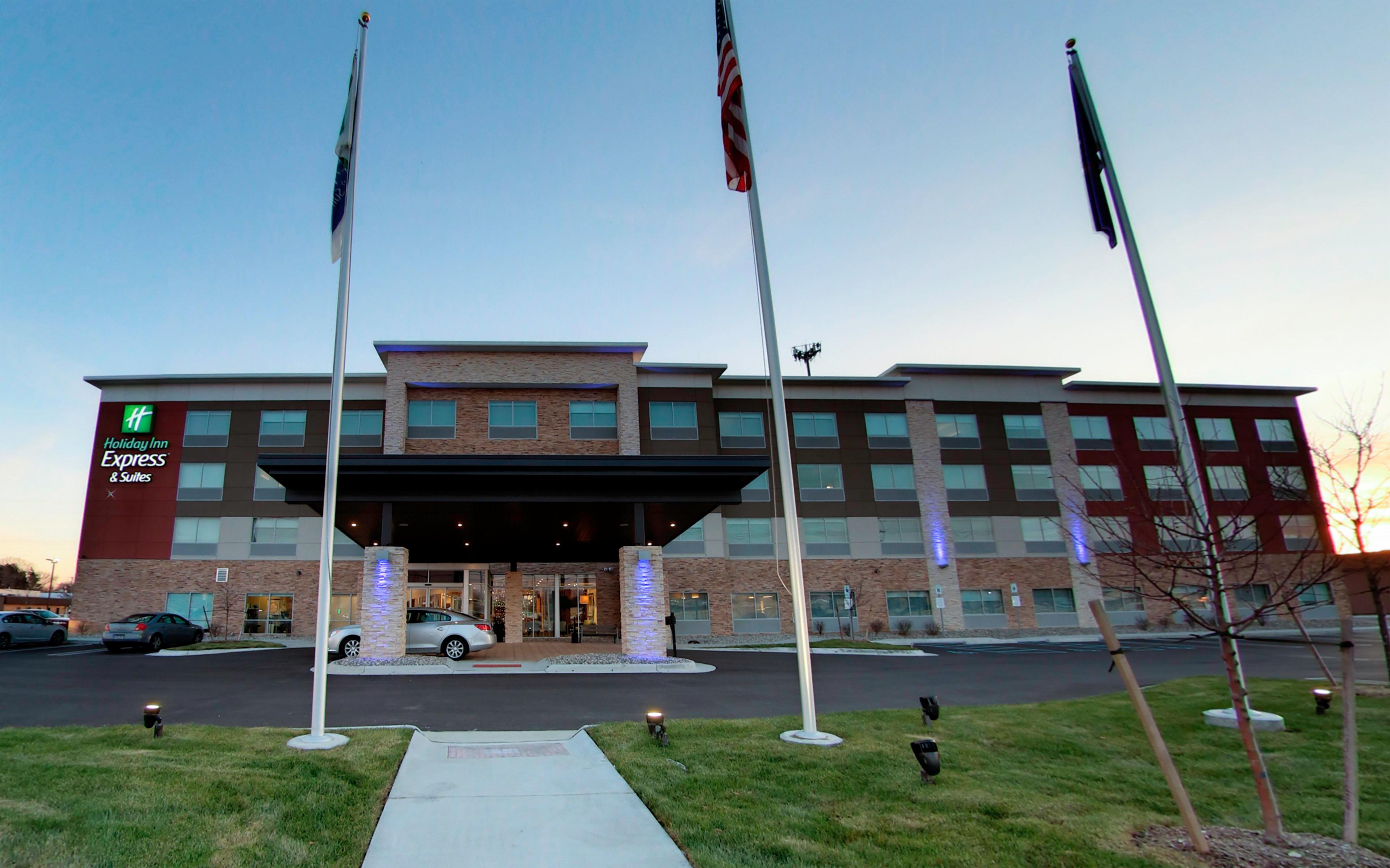 Holiday Inn Express & Suites - Detroit Northwest - Livonia By Ihg Zewnętrze zdjęcie