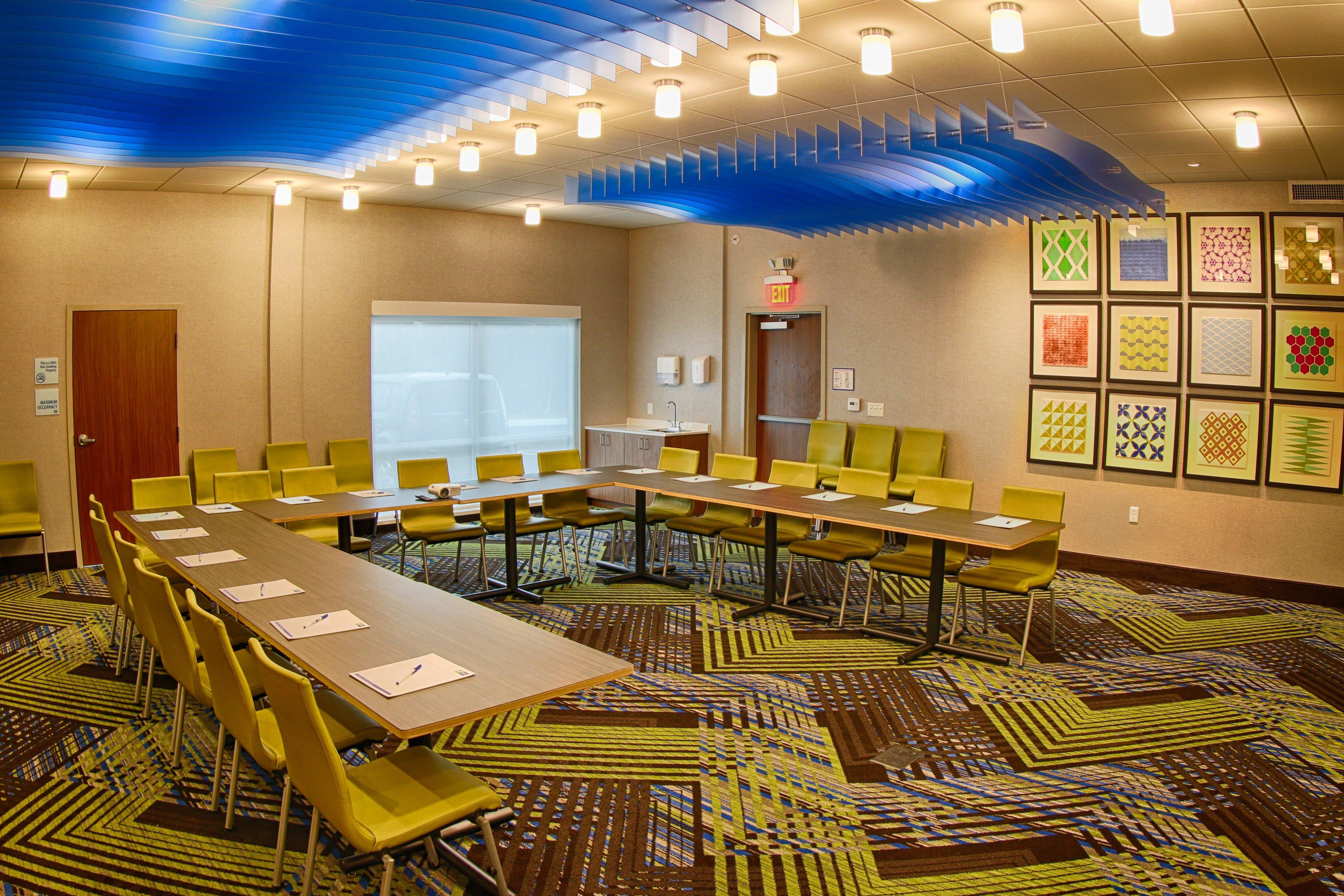 Holiday Inn Express & Suites - Detroit Northwest - Livonia By Ihg Zewnętrze zdjęcie