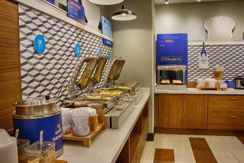 Holiday Inn Express & Suites - Detroit Northwest - Livonia By Ihg Zewnętrze zdjęcie