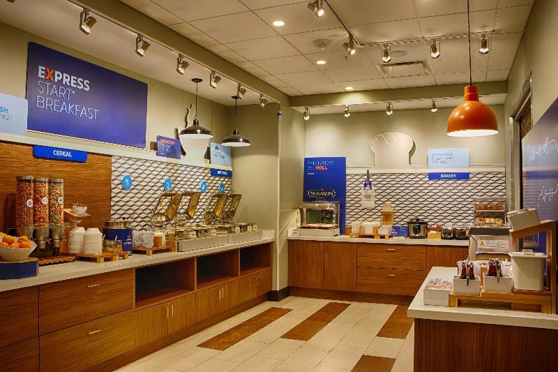 Holiday Inn Express & Suites - Detroit Northwest - Livonia By Ihg Zewnętrze zdjęcie